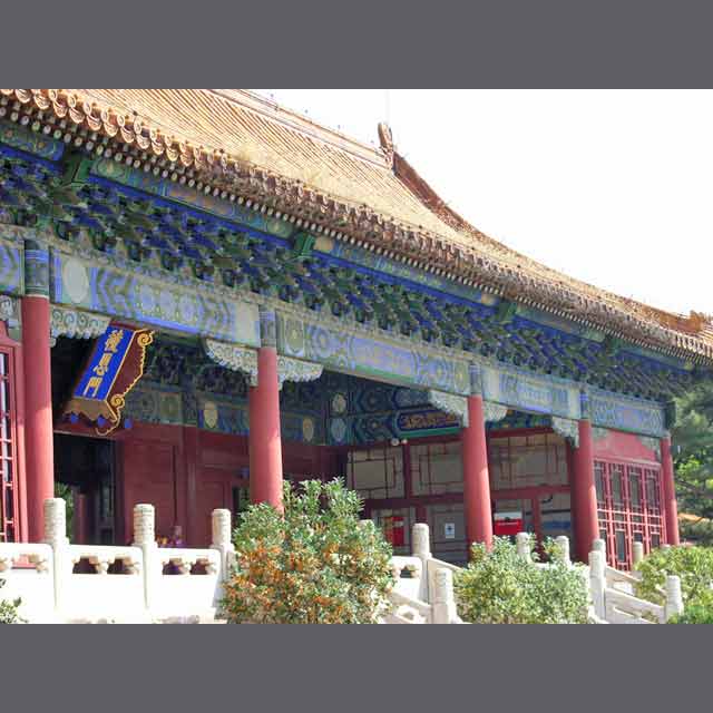 Beijing: Ming Tomb, Great Wall, Cloisinee Workshop